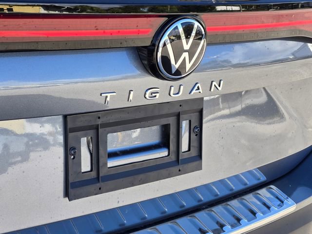 New 2026 Volkswagen Tiguan S FWD image 9
