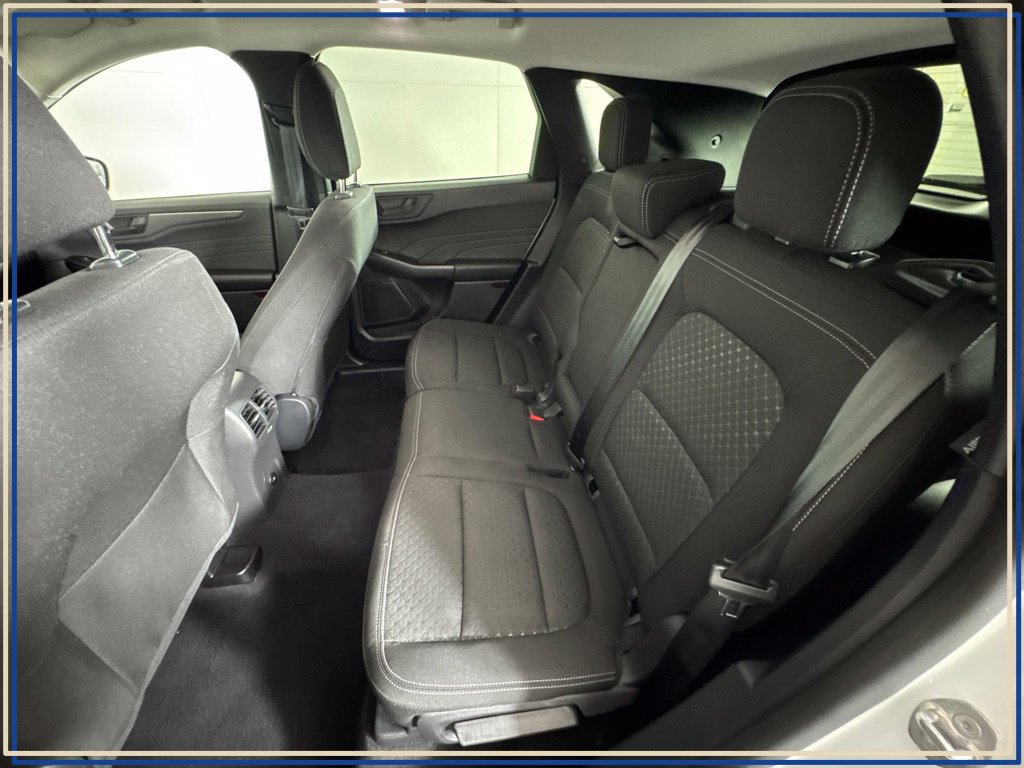 Used 2025 Ford Escape Active w/ Cold Weather Package AWD/4WD image 29