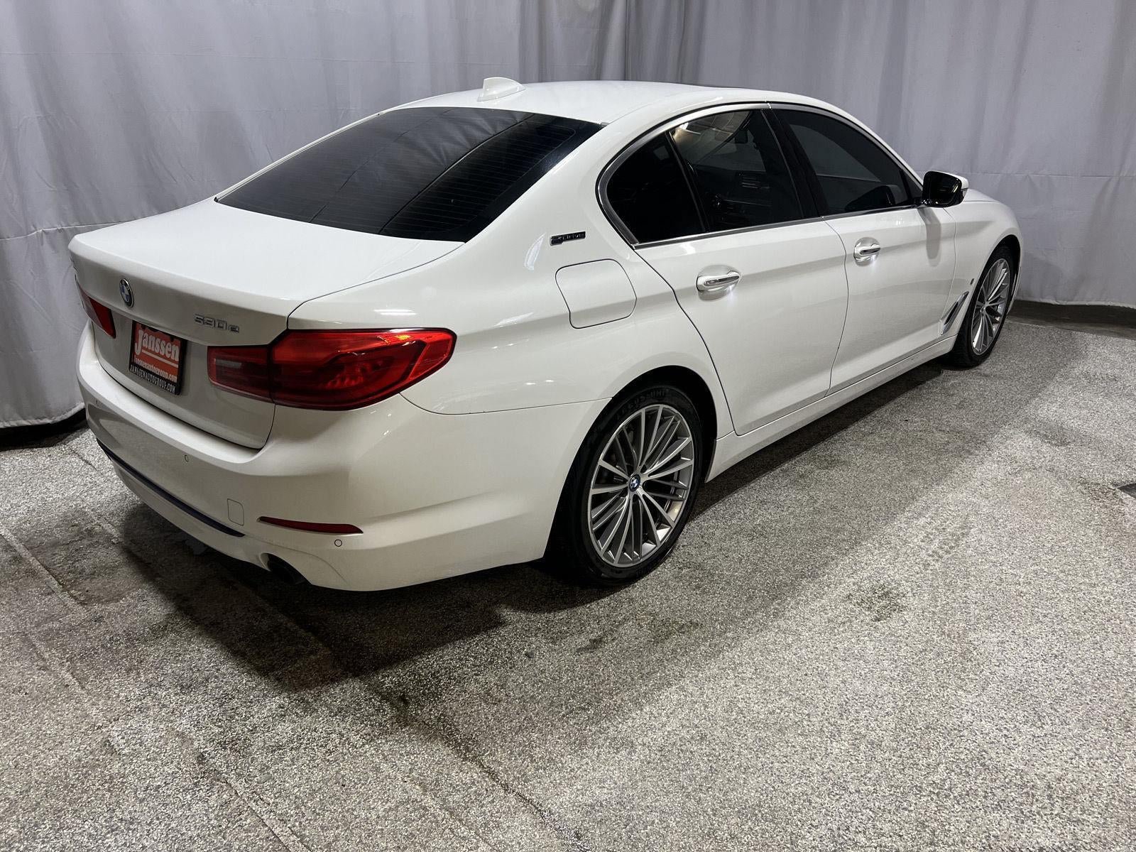 Used 2018 BMW 530e RWD image 6