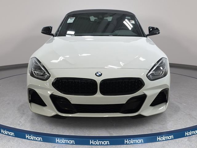 Certified 2022 BMW Z4 sDrive30i w/ Dynamic Handling Package image 2