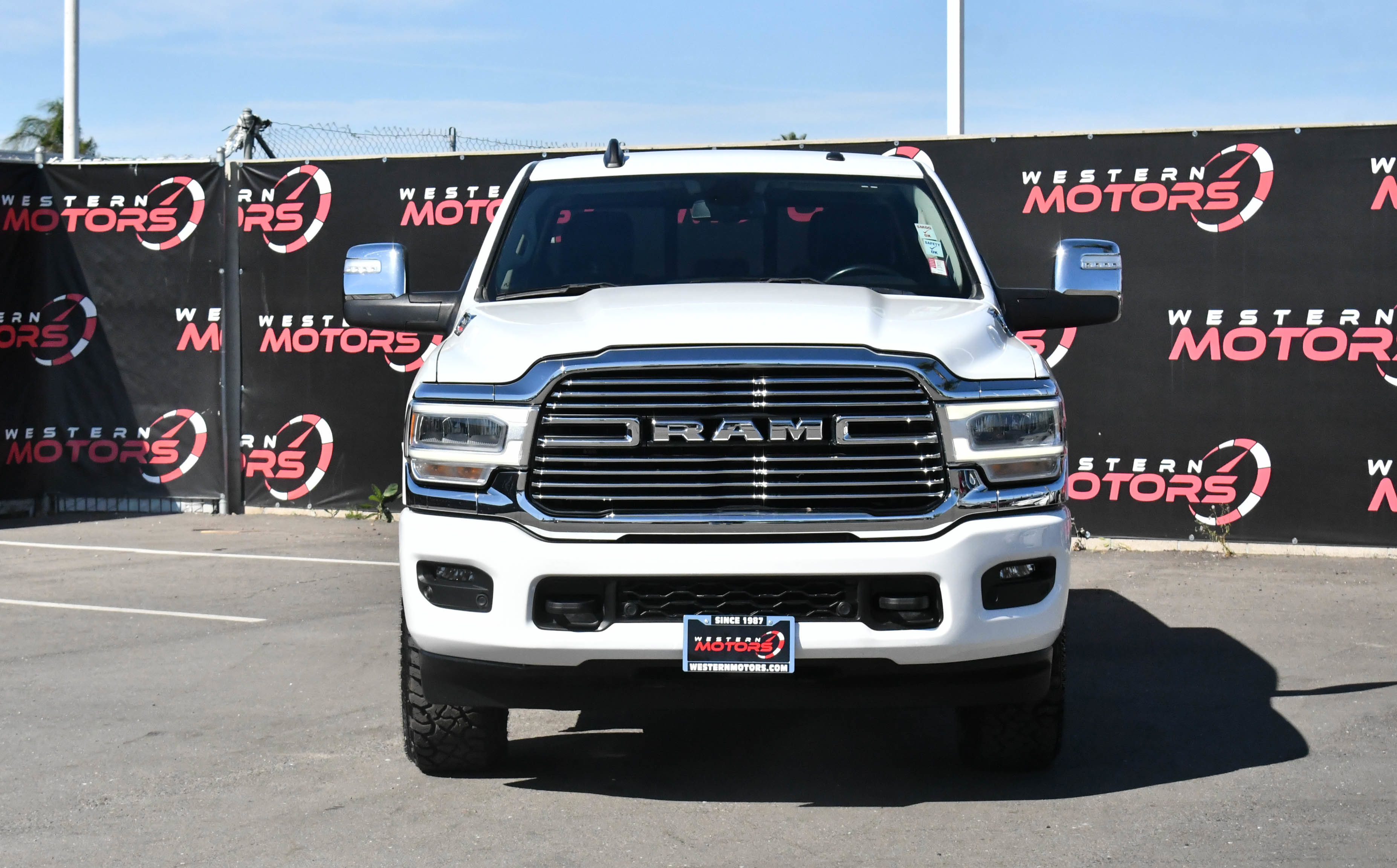 Used 2024 RAM 2500 Laramie image 2