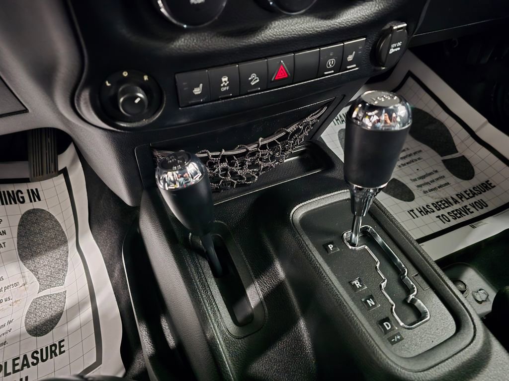 Used 2013 Jeep Wrangler Moab image 34