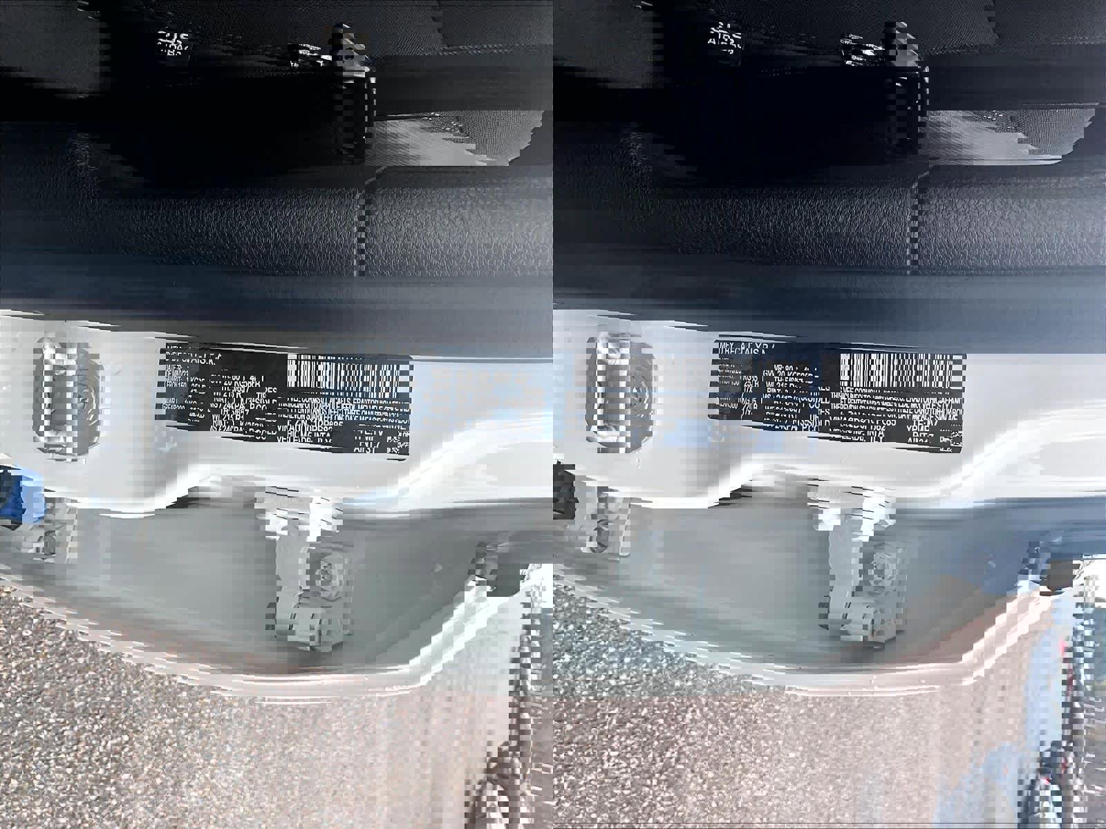 Used 2023 Jeep Renegade Trailhawk image 35