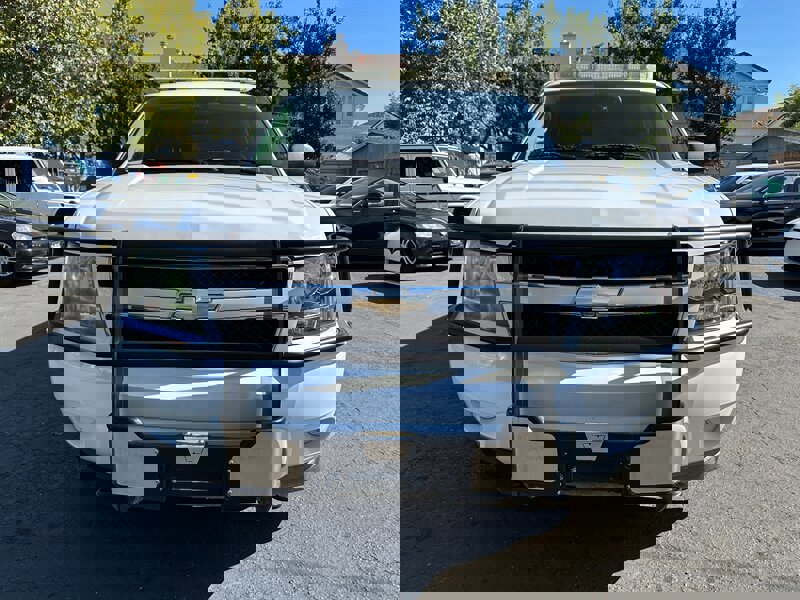 Used 2008 Chevrolet Tahoe 4WD image 2