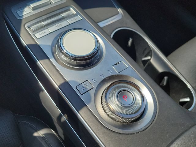 Used 2025 Genesis GV70 2.5T AWD/4WD image 35