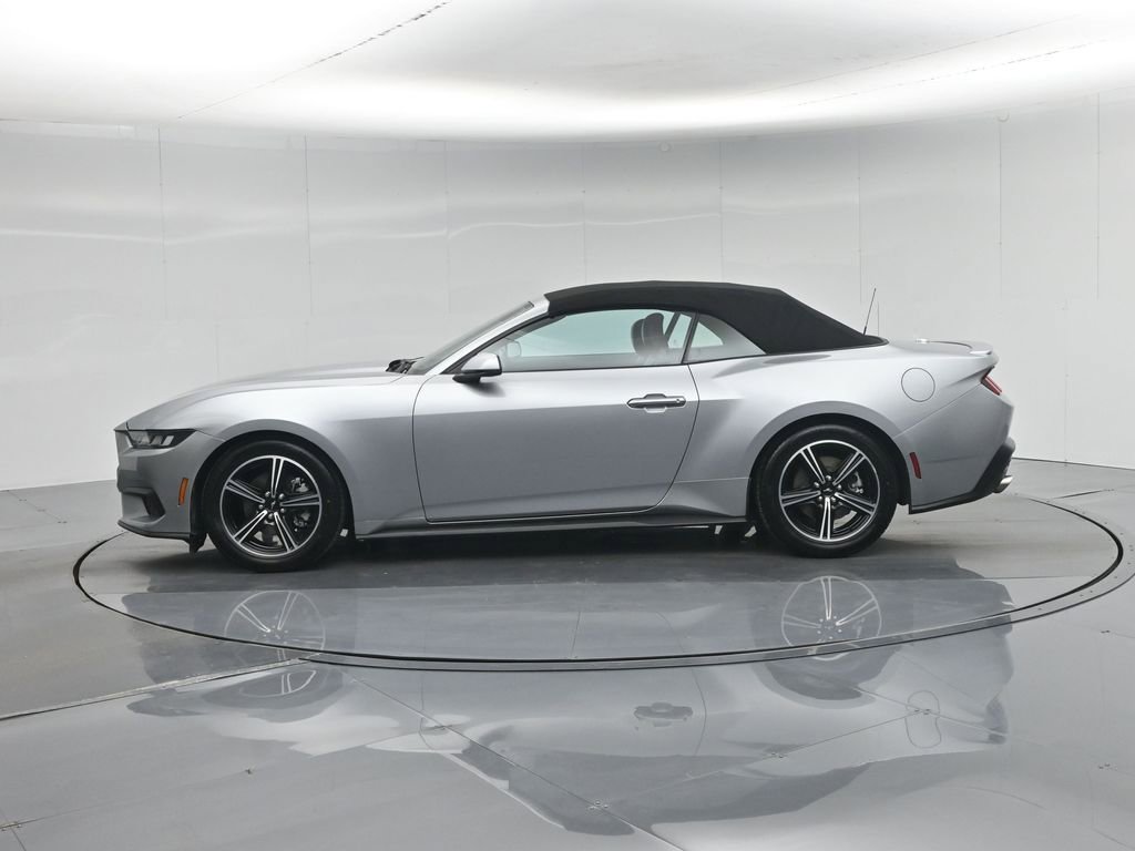 Used 2024 Ford Mustang Premium image 27