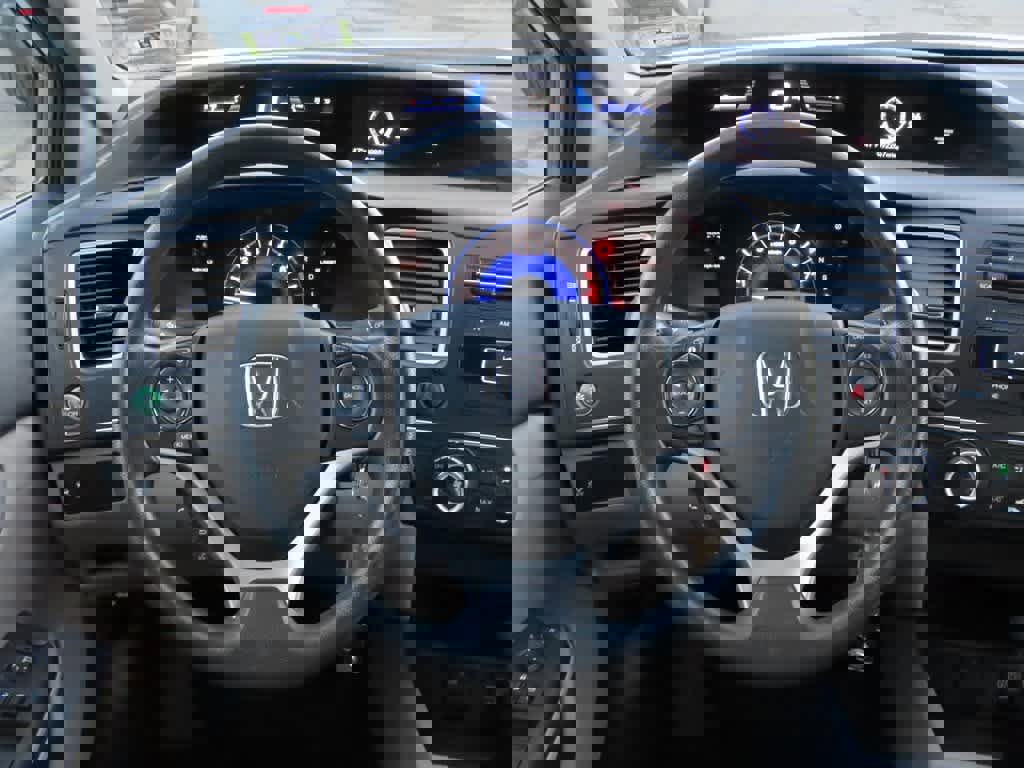 Used 2014 Honda Civic LX image 17