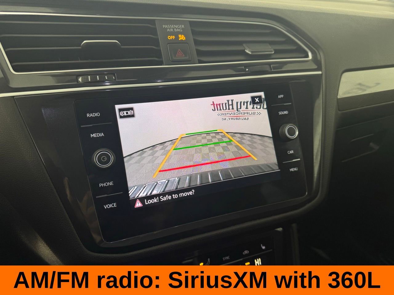 Used 2024 Volkswagen Tiguan SE R-Line image 17