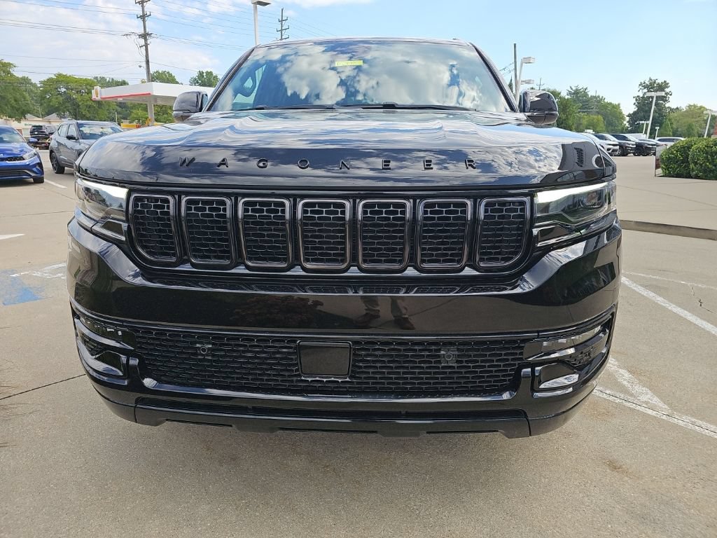 Used 2024 Jeep Wagoneer Series II AWD/4WD image 8