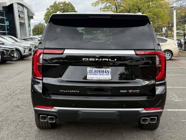 New 2026 GMC Yukon Denali w/ Denali Reserve Package AWD/4WD image 3