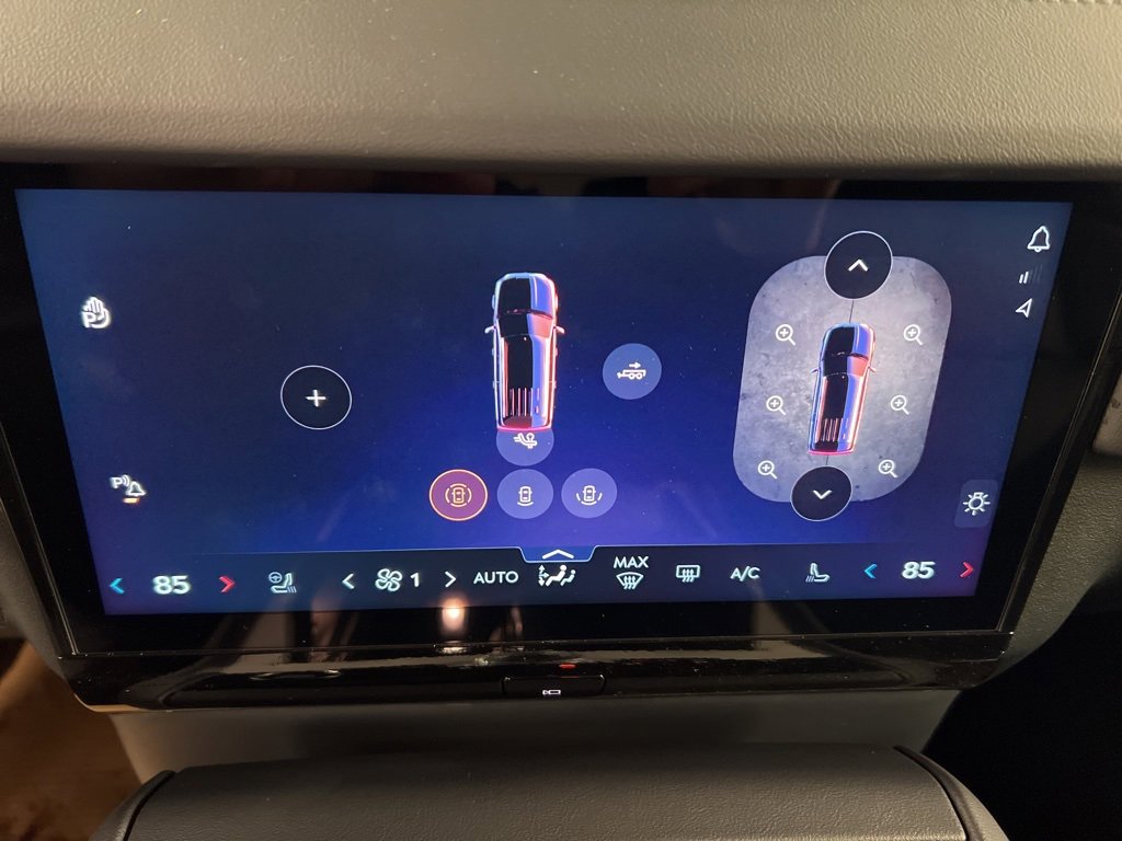 New 2026 Lincoln Navigator L Reserve image 13