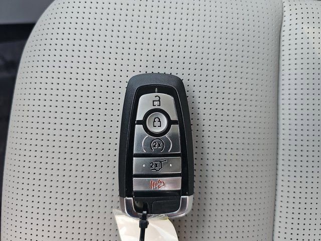 Used 2023 Ford Escape Platinum image 36