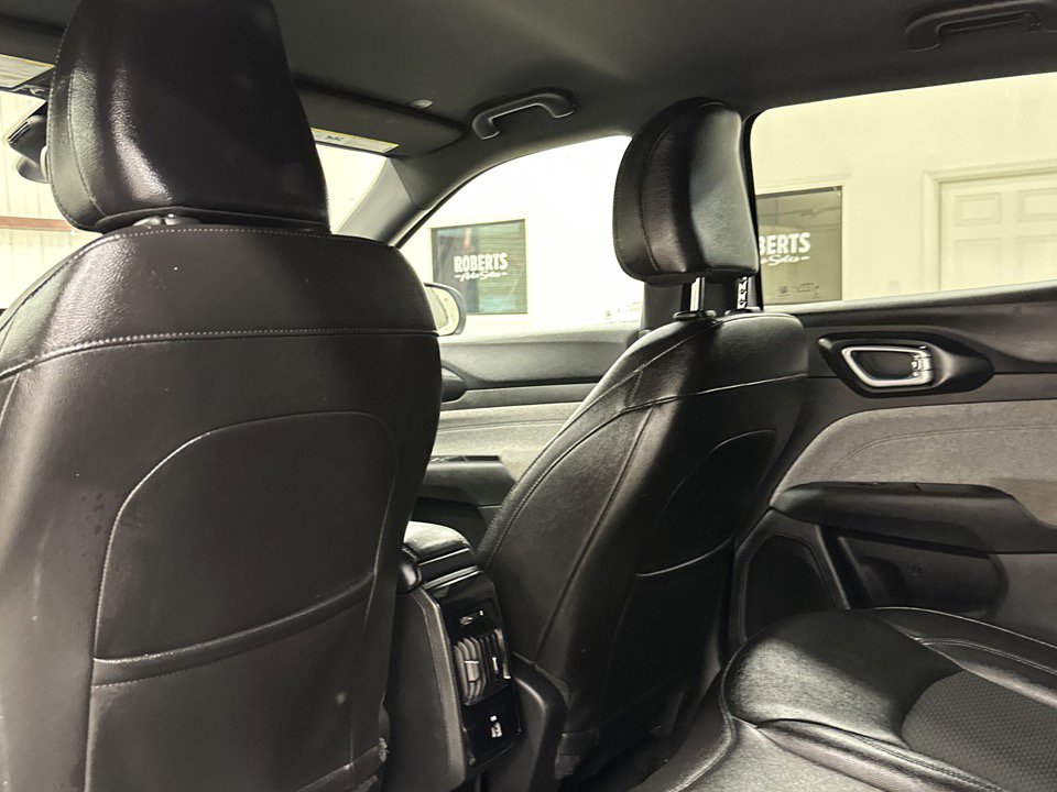 Used 2025 Jeep Compass Latitude w/ Convenience Group image 14