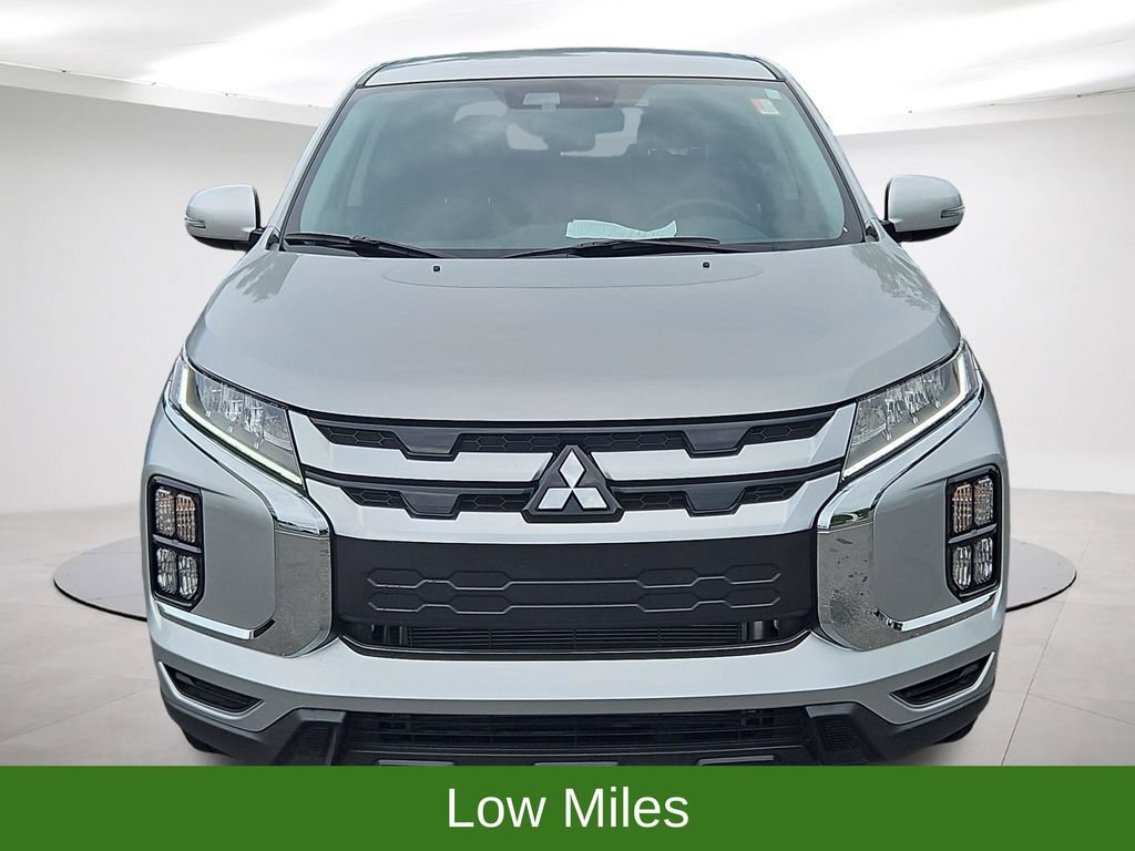 Used 2026 Mitsubishi Outlander Sport SE AWD/4WD image 2