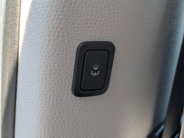 New 2025 Volkswagen ID. Buzz 1st Edition image 21