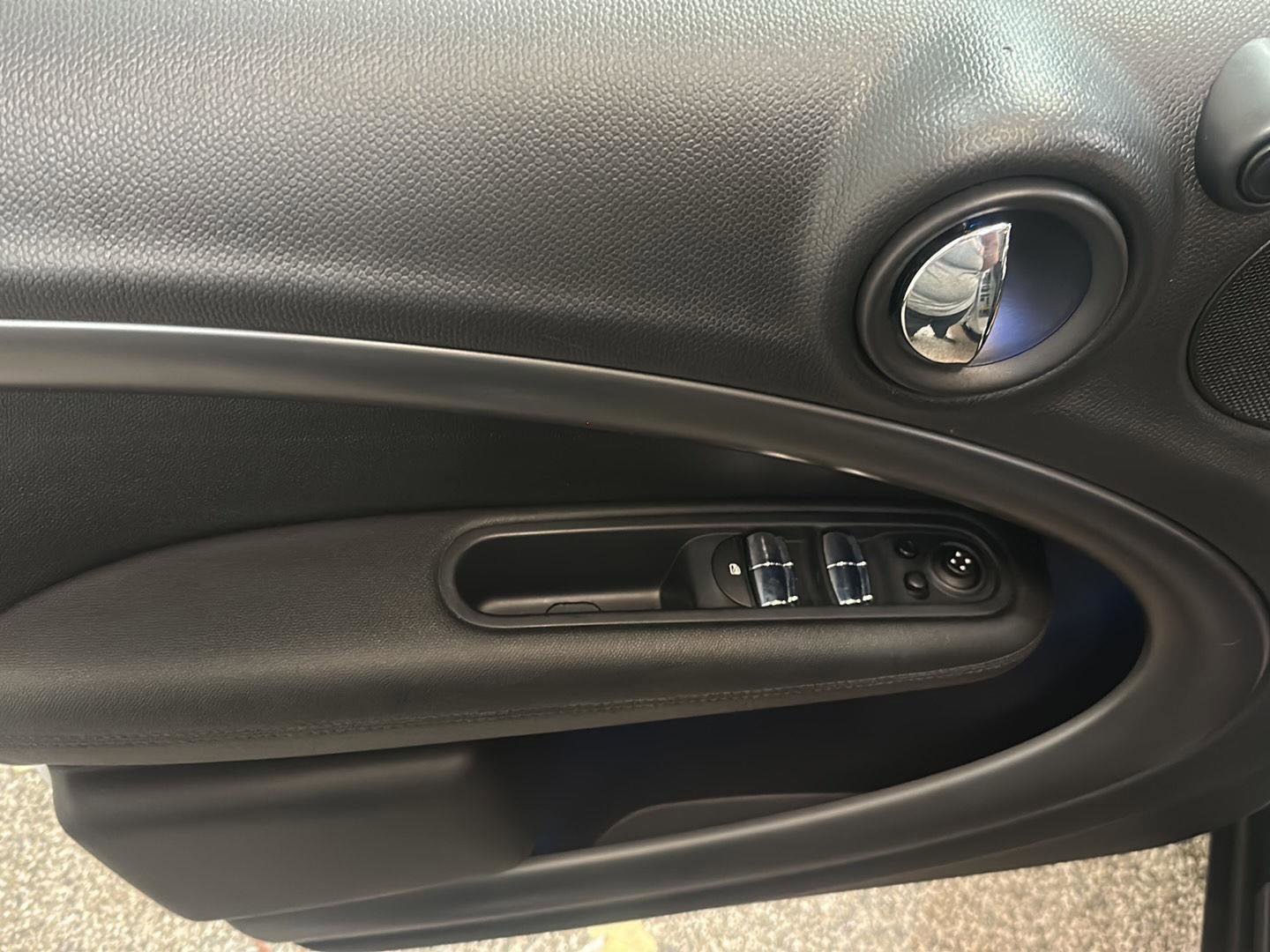 Used 2014 MINI Cooper Countryman S AWD/4WD image 17