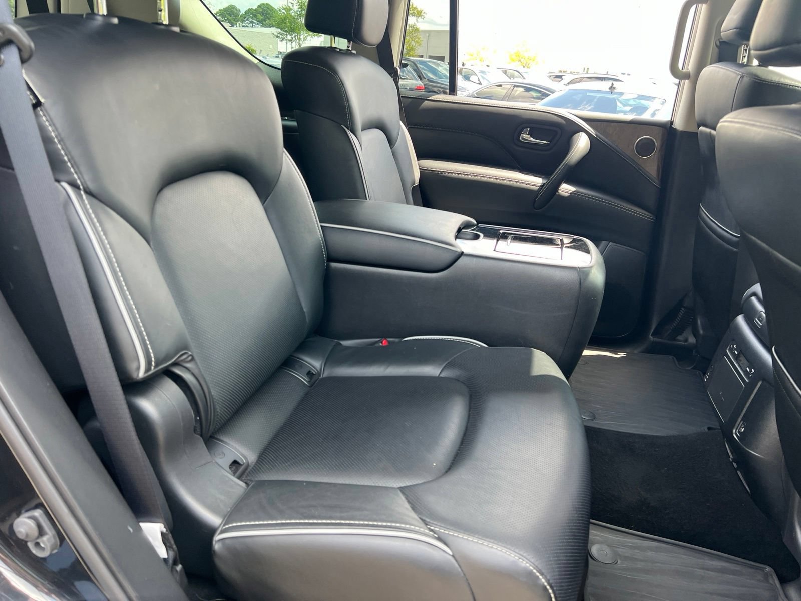 Used 2024 INFINITI QX80 Premium Select w/ Cargo Package AWD/4WD image 37