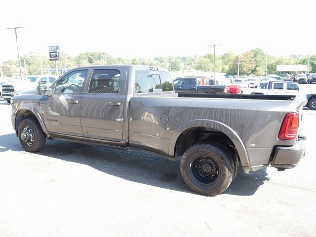 Used 2025 RAM 3500 Limited image 6