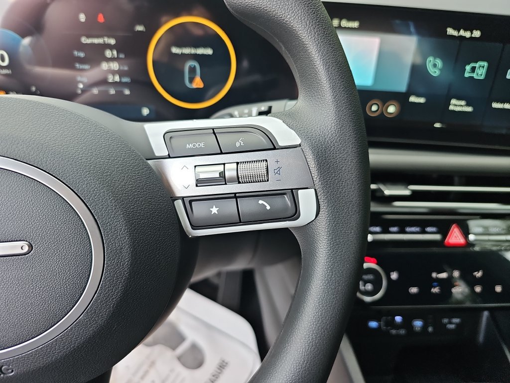 New 2026 Hyundai Santa Cruz SEL FWD image 18