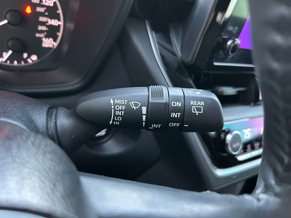 Used 2024 Toyota Corolla Cross LE image 20