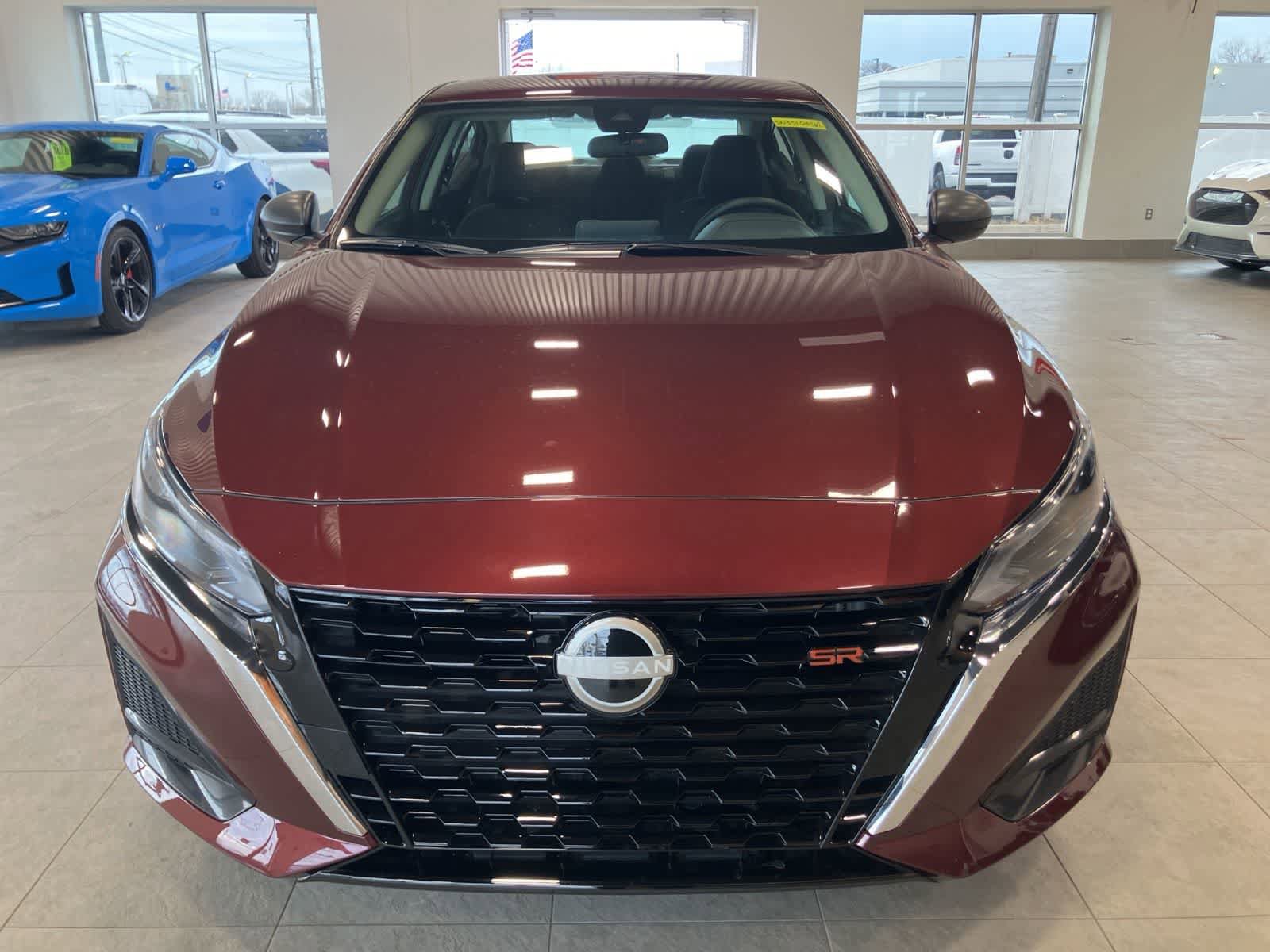 Used 2025 Nissan Altima 2.5 SV FWD video 2