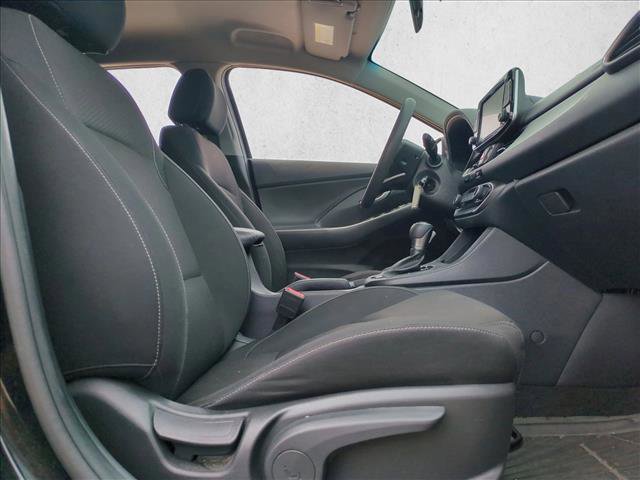 Used 2019 Hyundai Elantra GT image 12