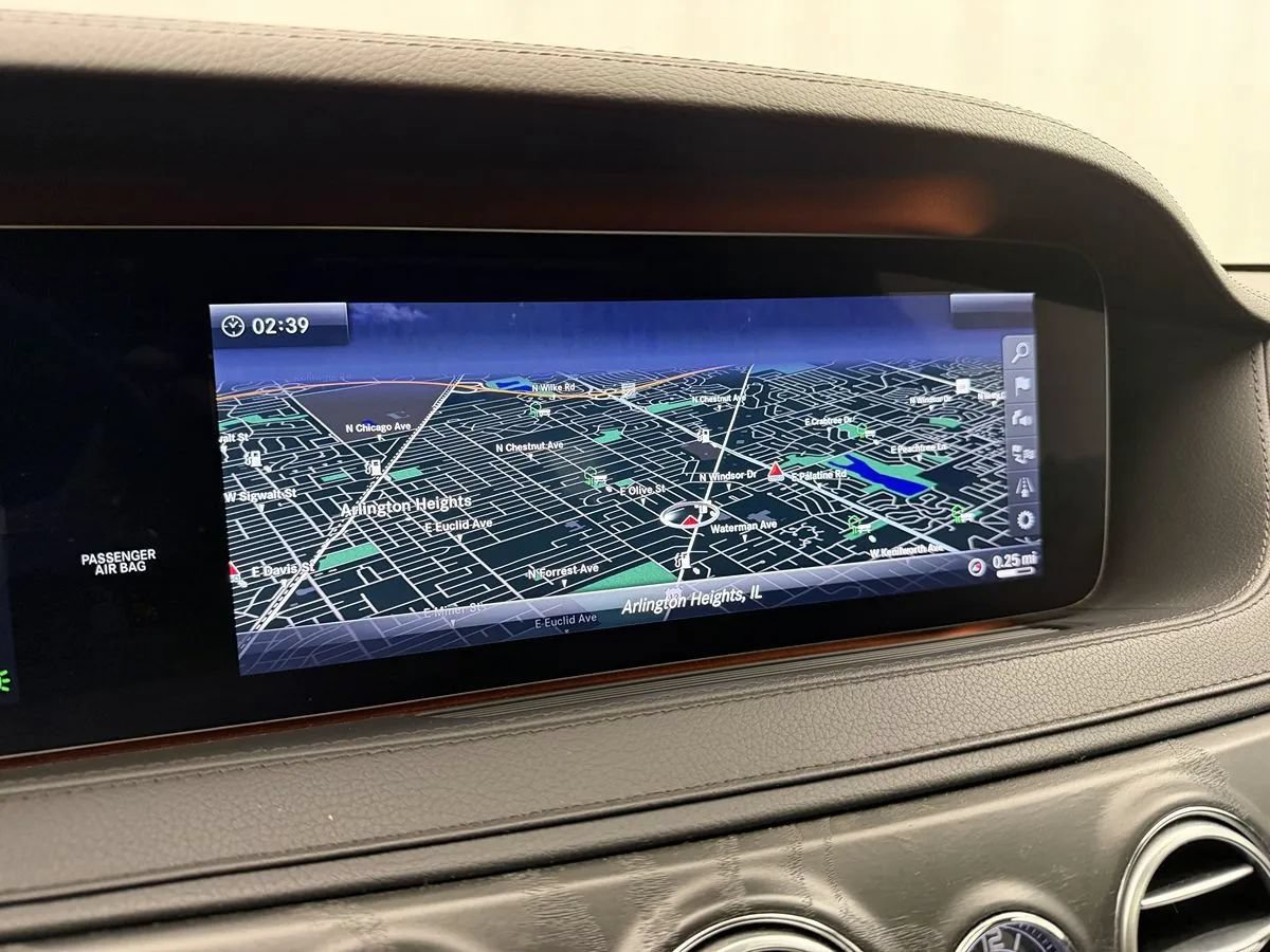 Used 2018 Mercedes-Benz S 560 4MATIC Sedan image 28