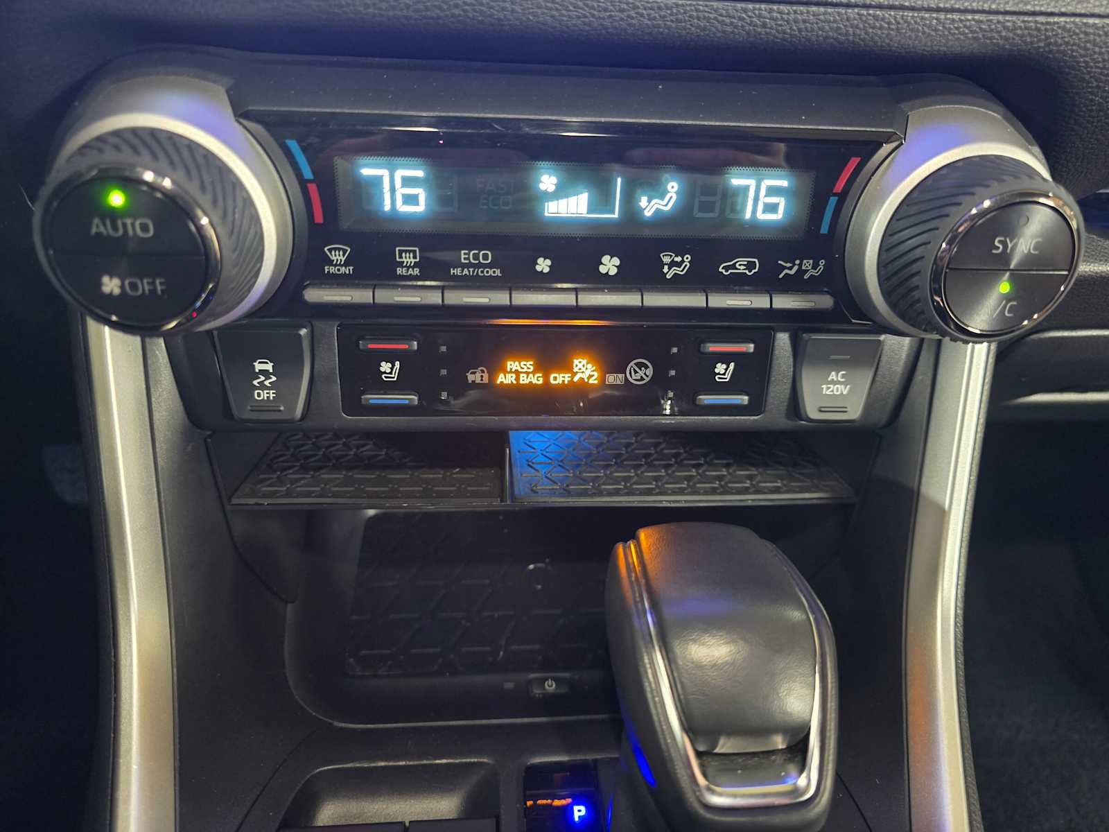 Used 2024 Toyota RAV4 XSE w/ Premium Package image 32