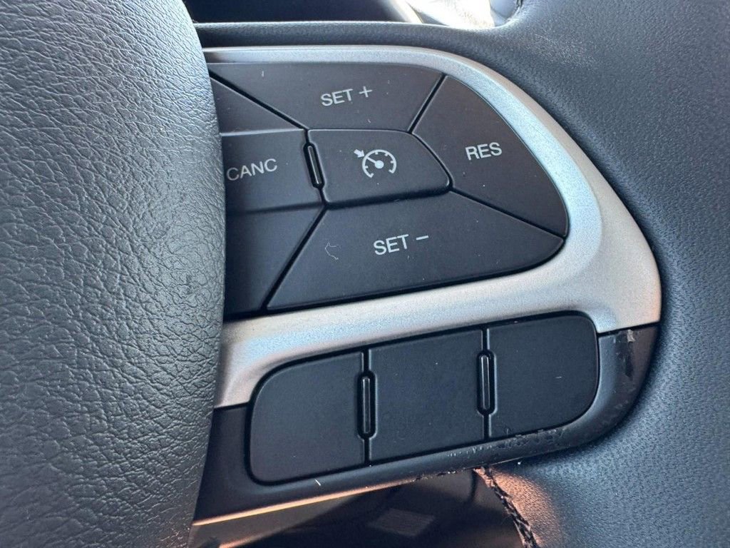 Used 2020 Jeep Renegade Latitude image 17