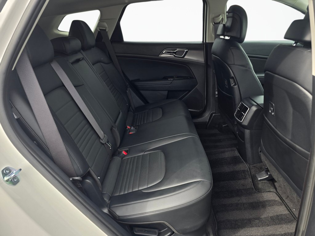 Used 2025 Kia Sportage SX Prestige AWD/4WD image 24
