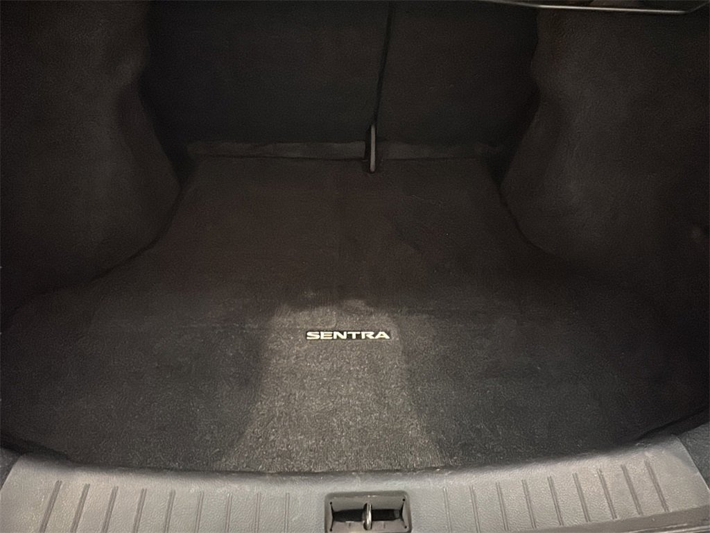 Used 2018 Nissan Sentra SV image 17