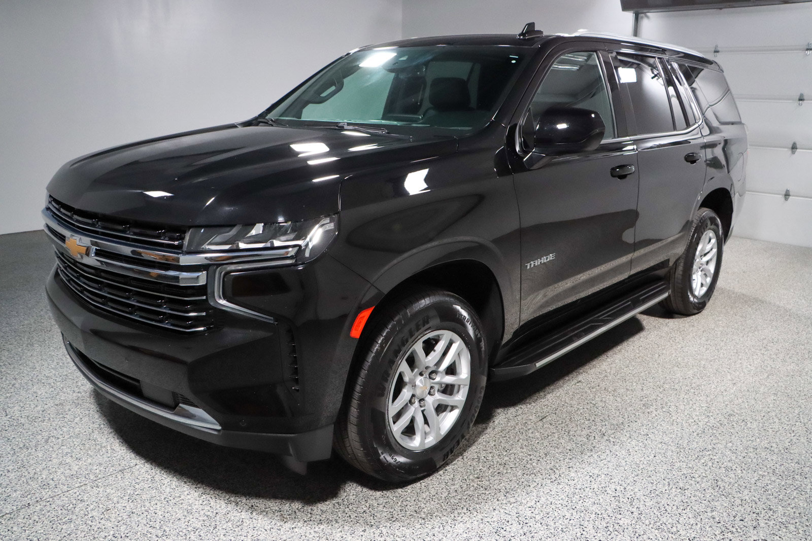 Used 2023 Chevrolet Tahoe LT image 36