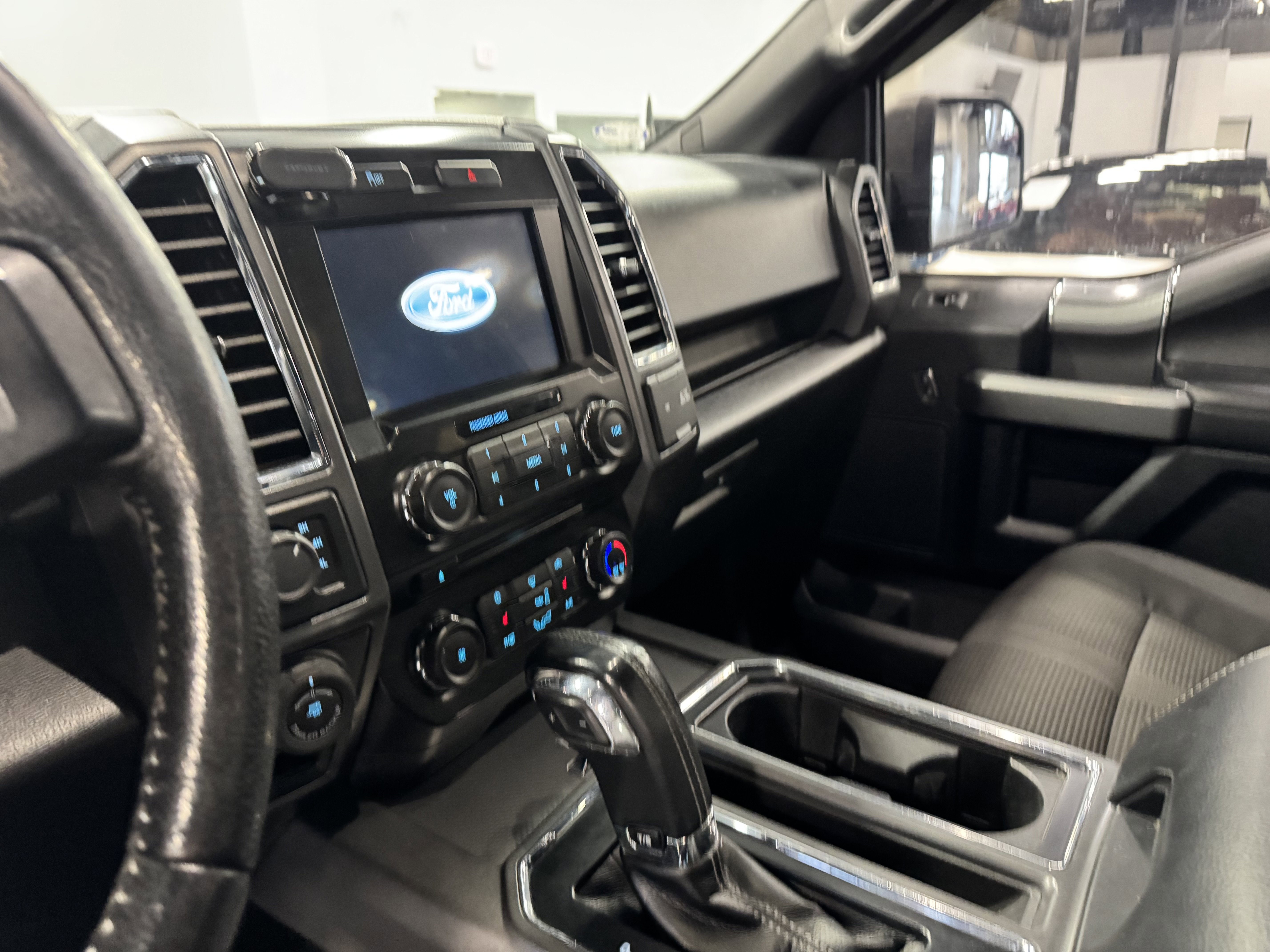 Used 2016 Ford F150 XLT w/ Equipment Group 302A Luxury image 12