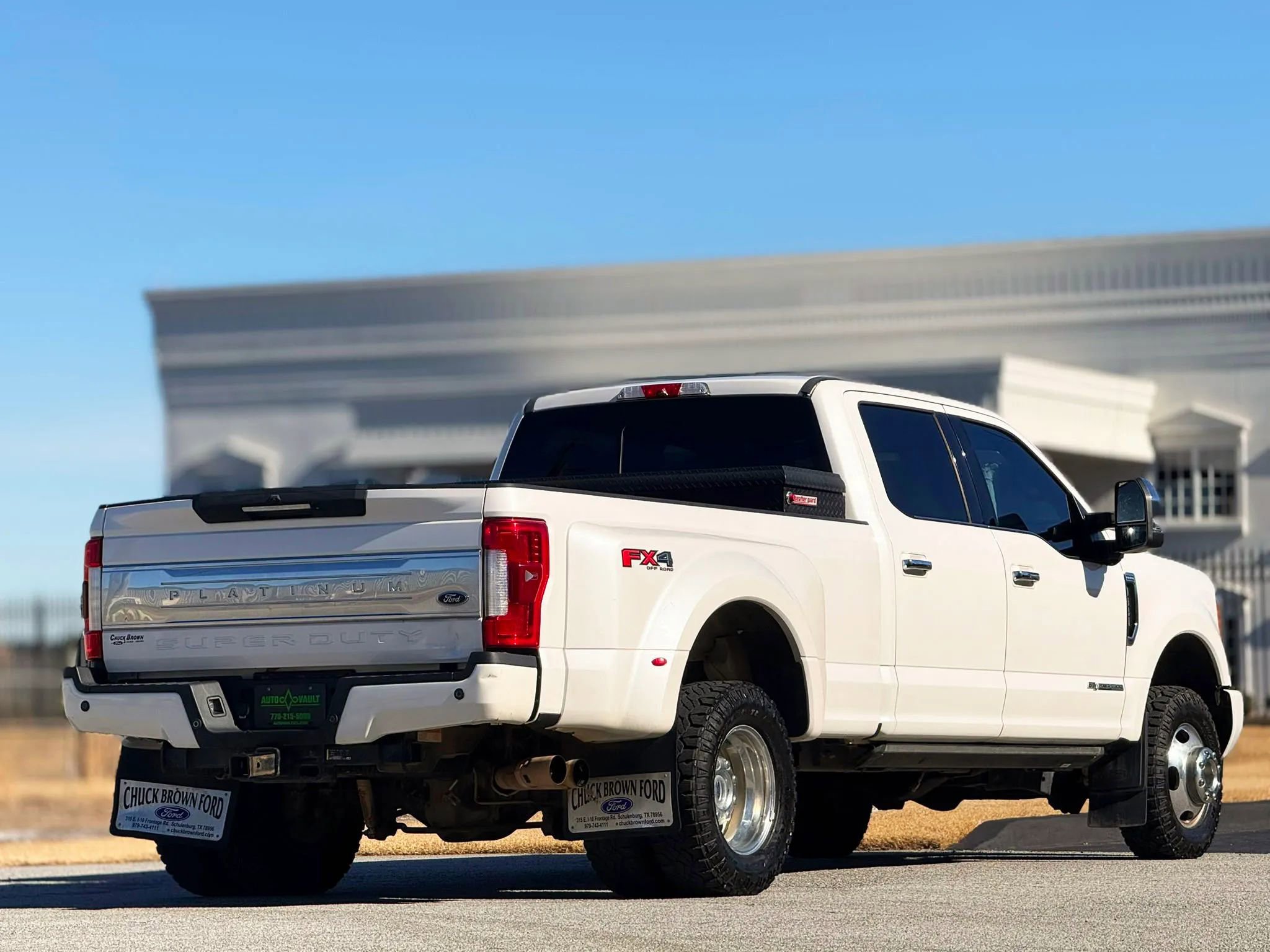 Used 2017 Ford F350 Platinum w/ Platinum Ultimate Package image 12