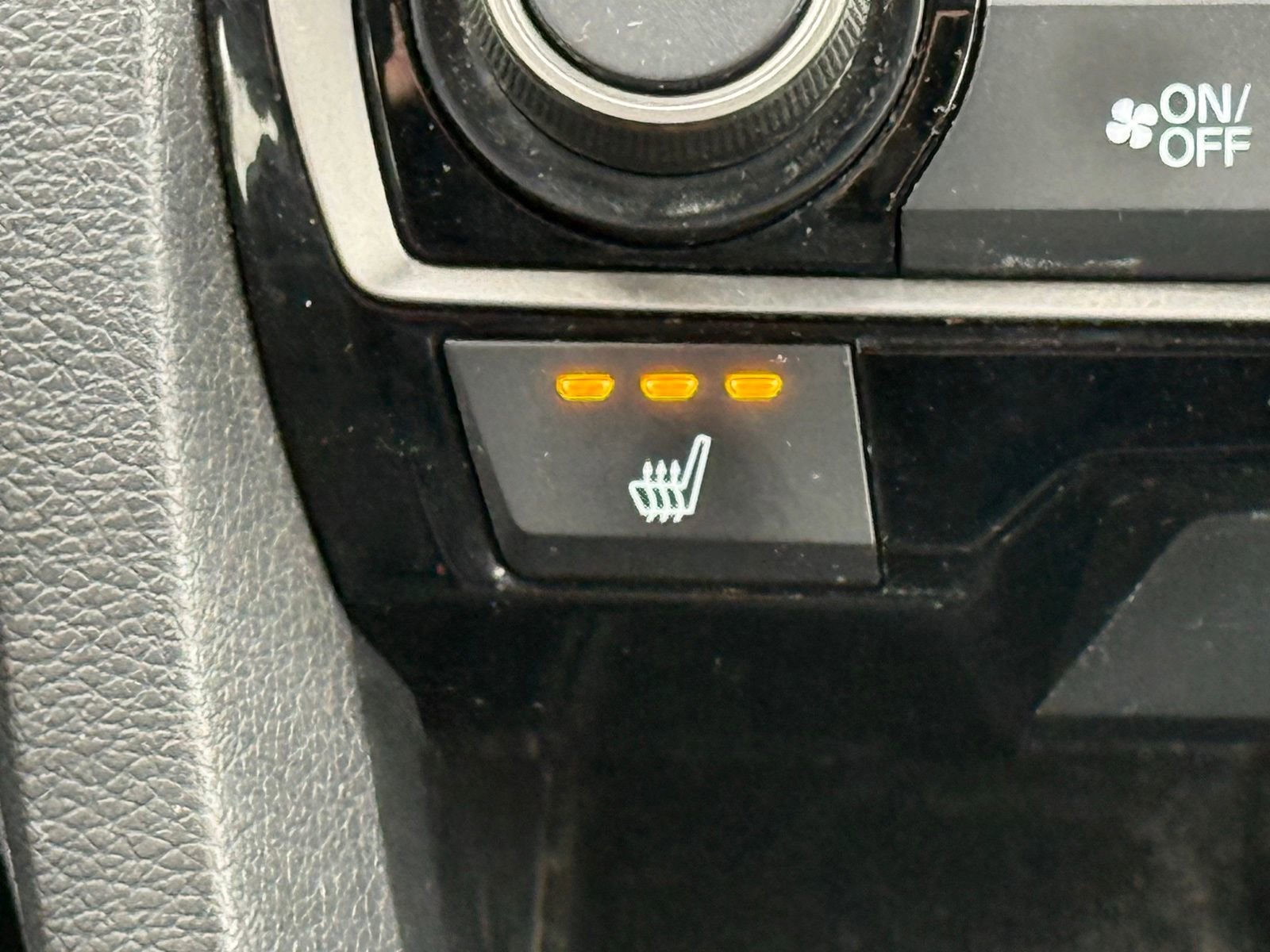 Used 2019 Honda Civic EX image 5