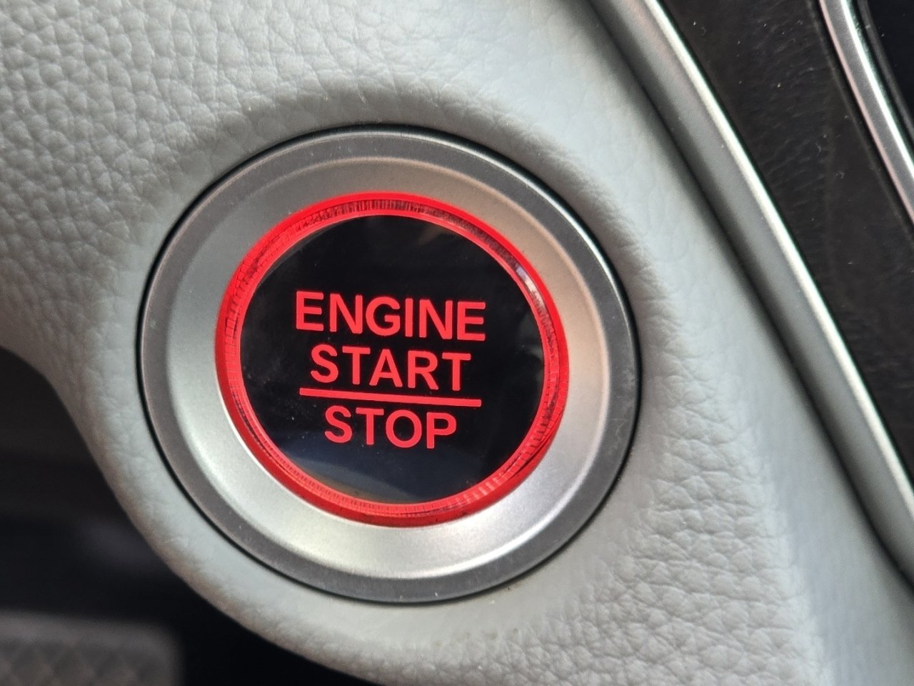 Used 2020 Honda Accord EX image 29