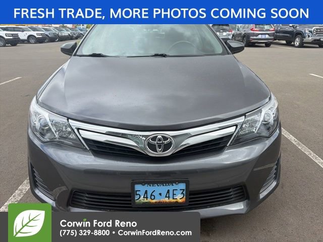 Used 2012 Toyota Camry LE image 2