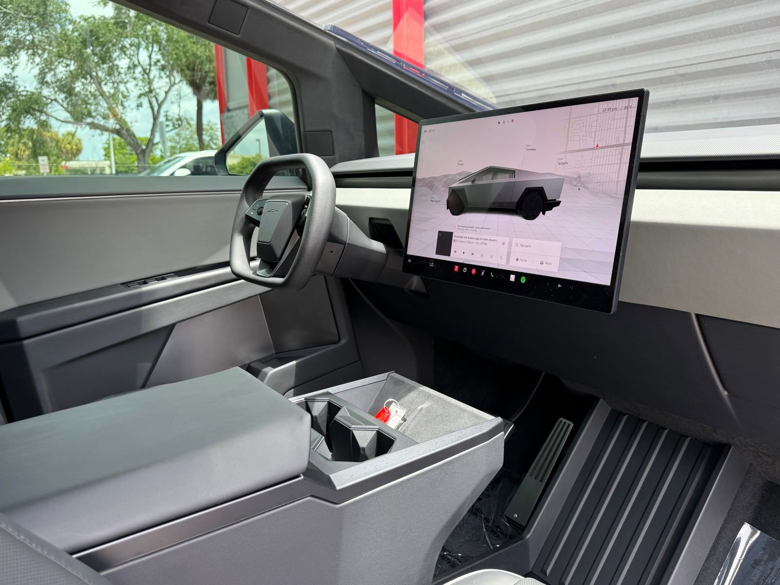 Used 2024 Tesla Cybertruck AWD Crew Cab image 23