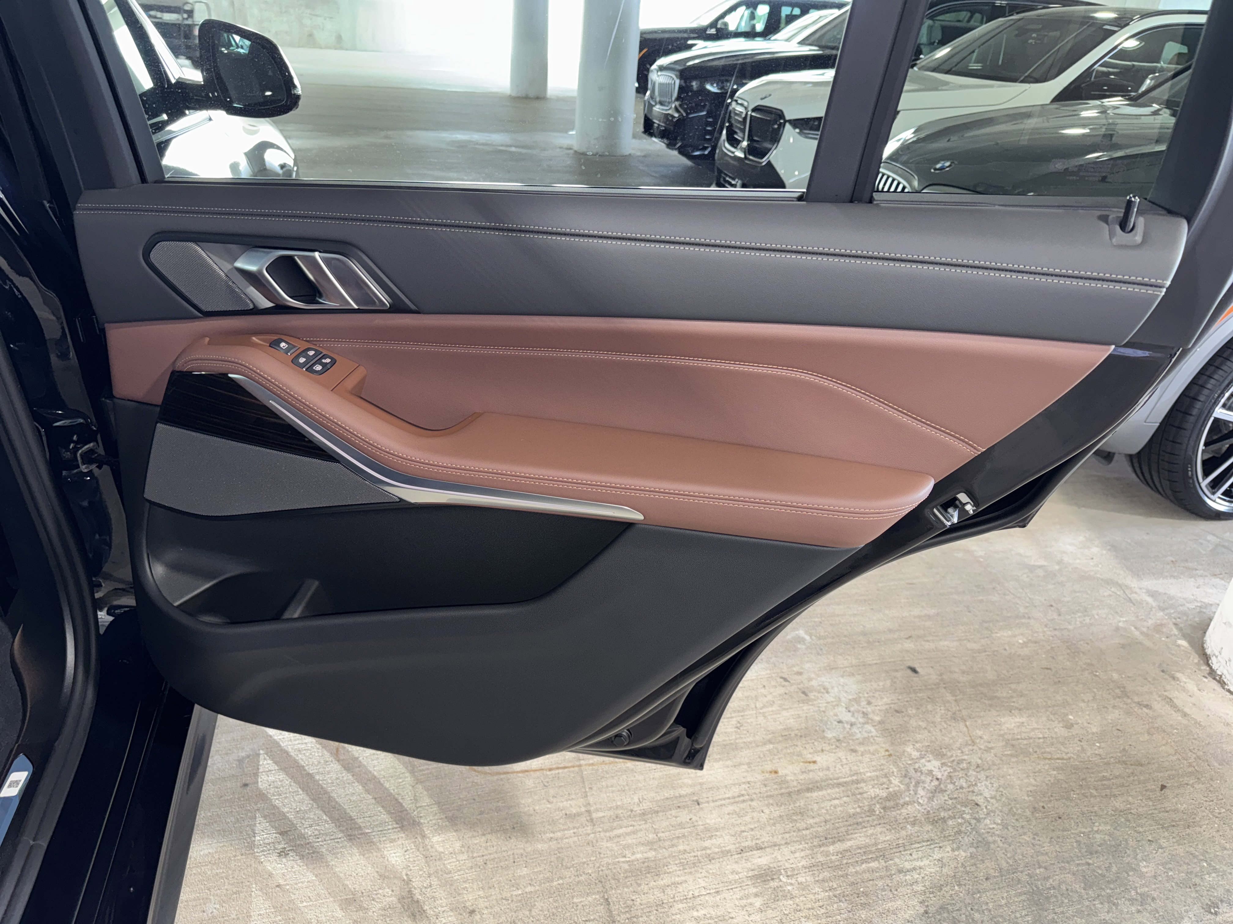 New 2026 BMW X7 xDrive40i w/ M Sport Package image 10