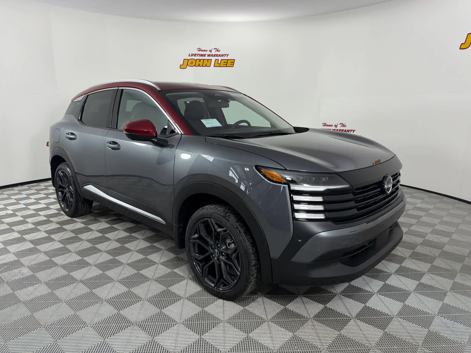 New 2026 Nissan Kicks SR w/ SR Premium Package image 8