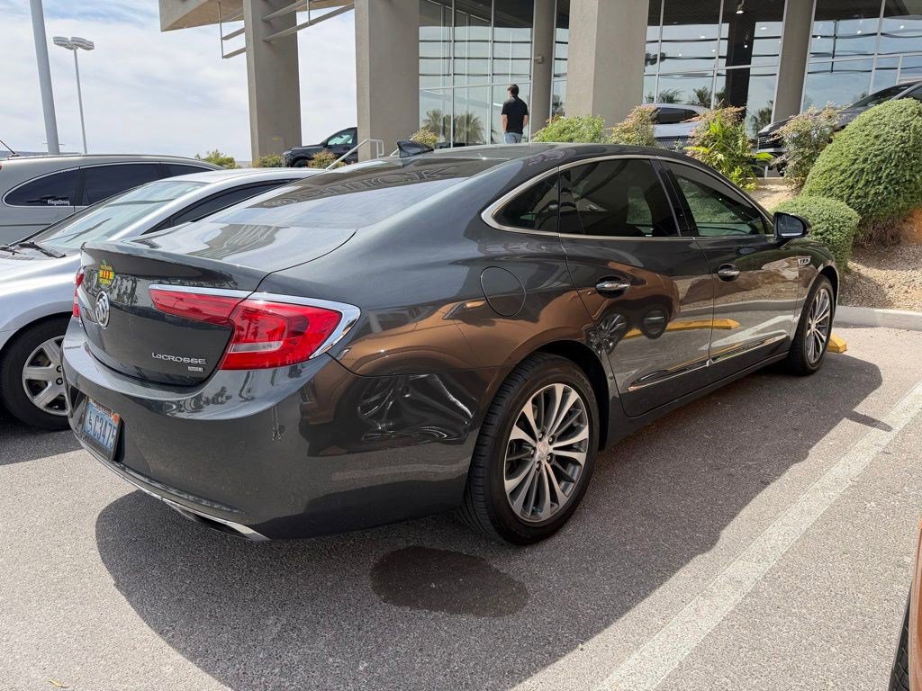 Used 2017 Buick LaCrosse Premium w/ Driver Confidence Package #2 AWD/4WD image 4