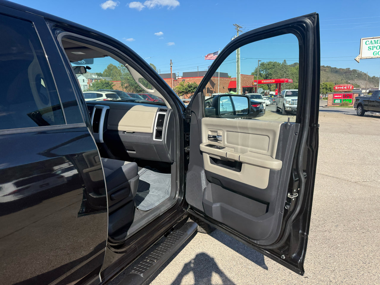 Used 2009 Dodge Ram 1500 Truck SLT image 64