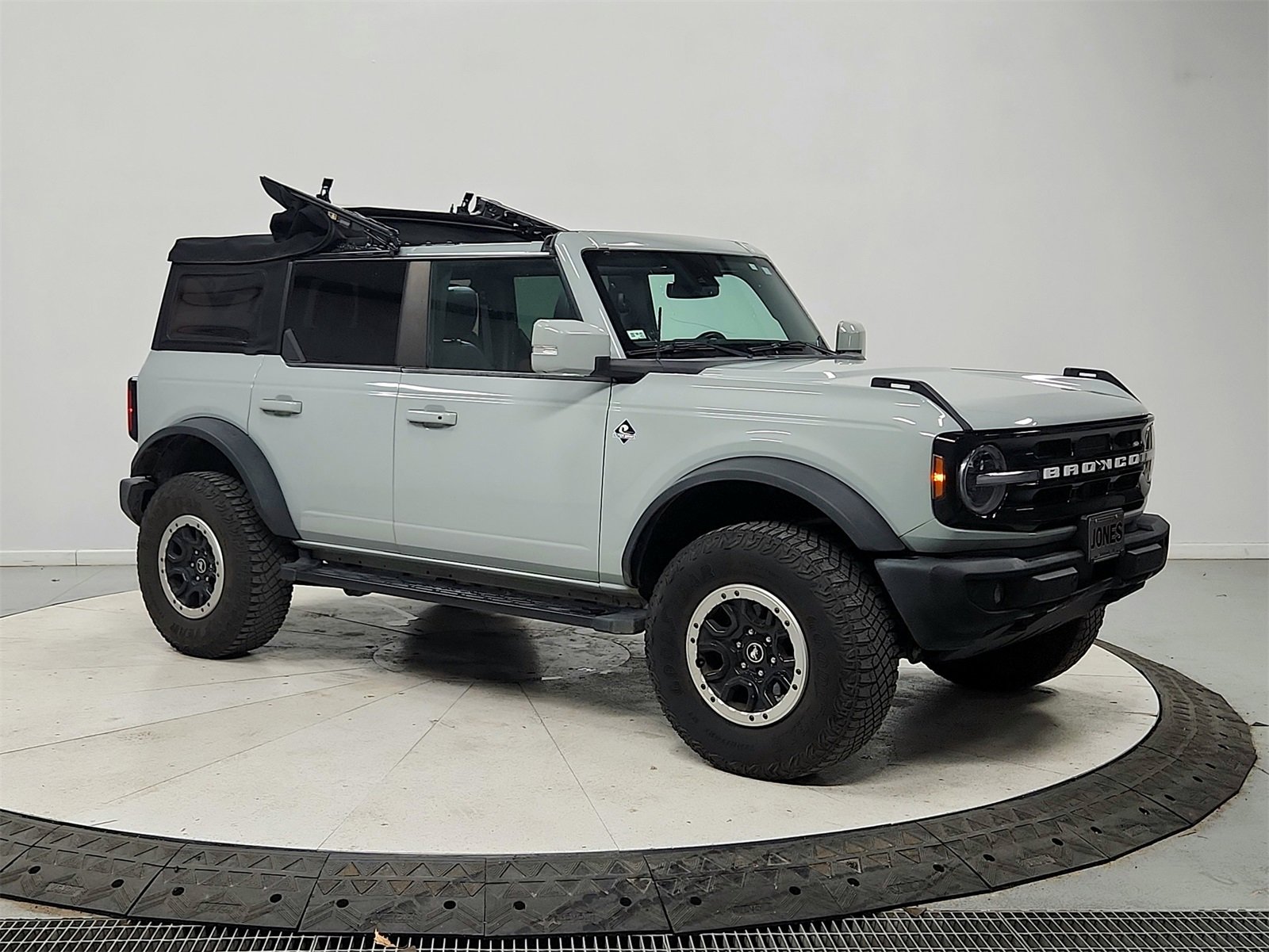 Used 2022 Ford Bronco Outer Banks w/ Sasquatch Package image 9