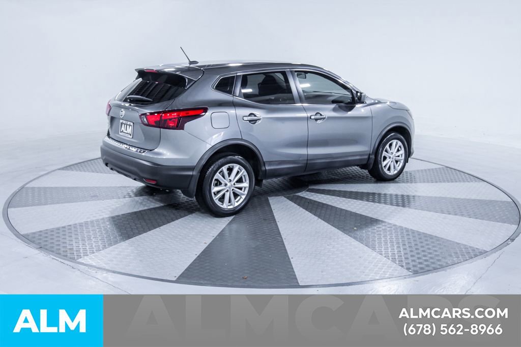 Used 2018 Nissan Rogue Sport S w/ S Appearance Package FWD image 10