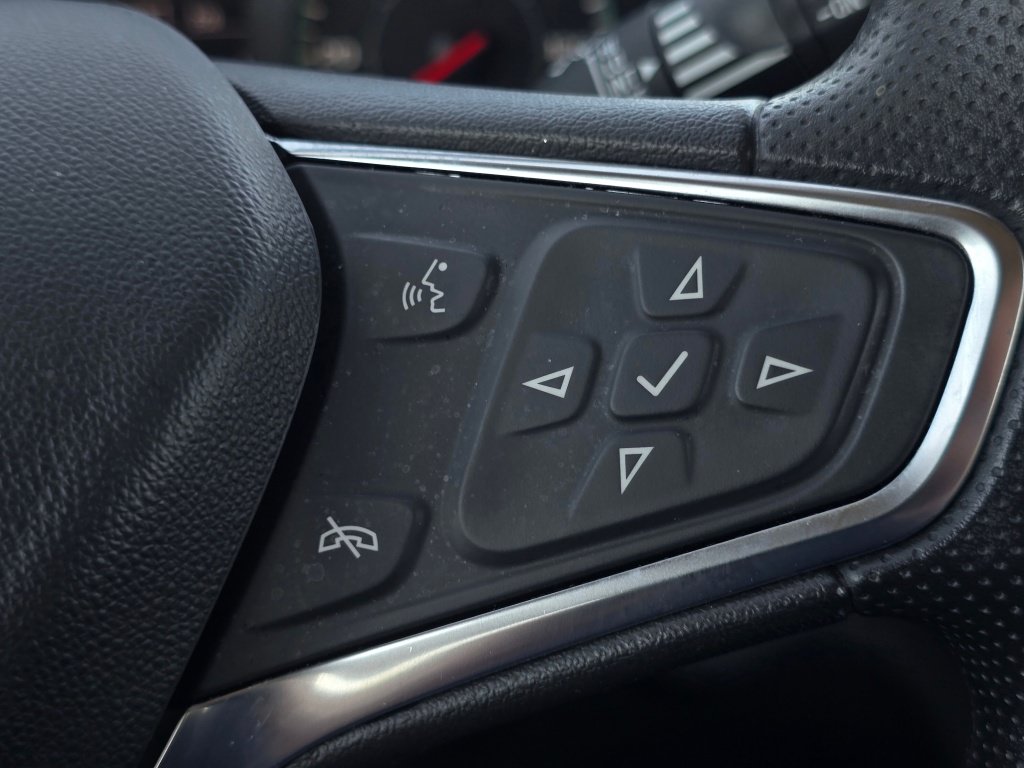 Used 2024 Chevrolet Equinox LS FWD image 42