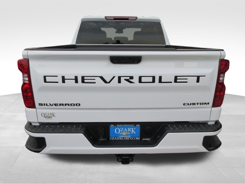 New 2026 Chevrolet Silverado 1500 Custom w/ Turbomax Blackout Package AWD/4WD image 5