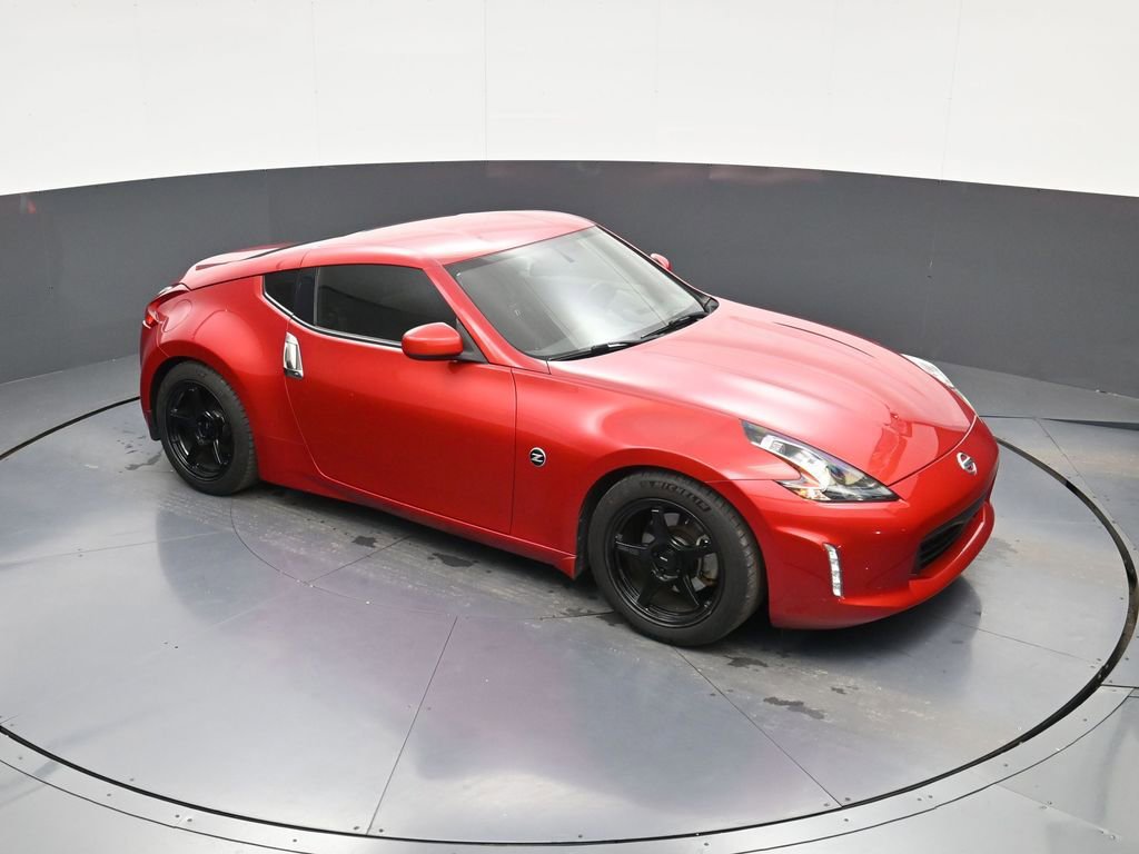 Used 2019 Nissan 370Z Coupe RWD image 25