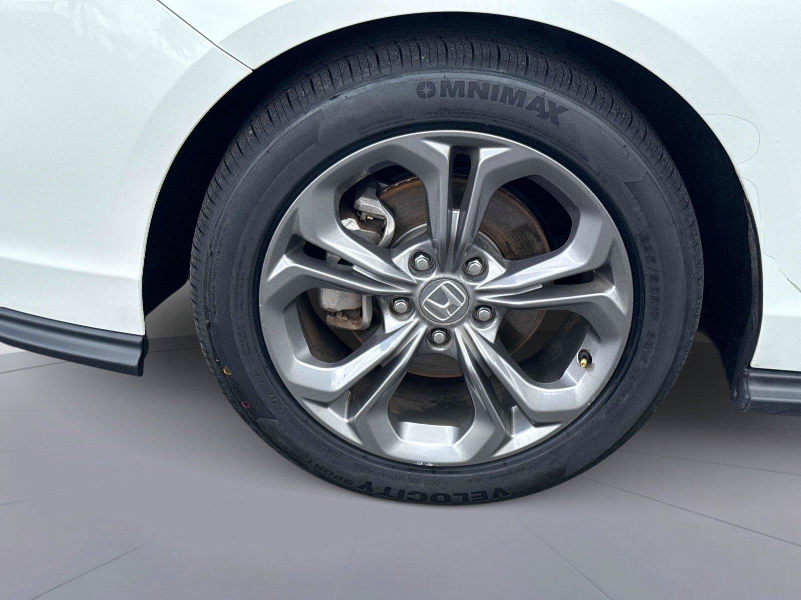 Certified 2024 Honda Accord EX image 11