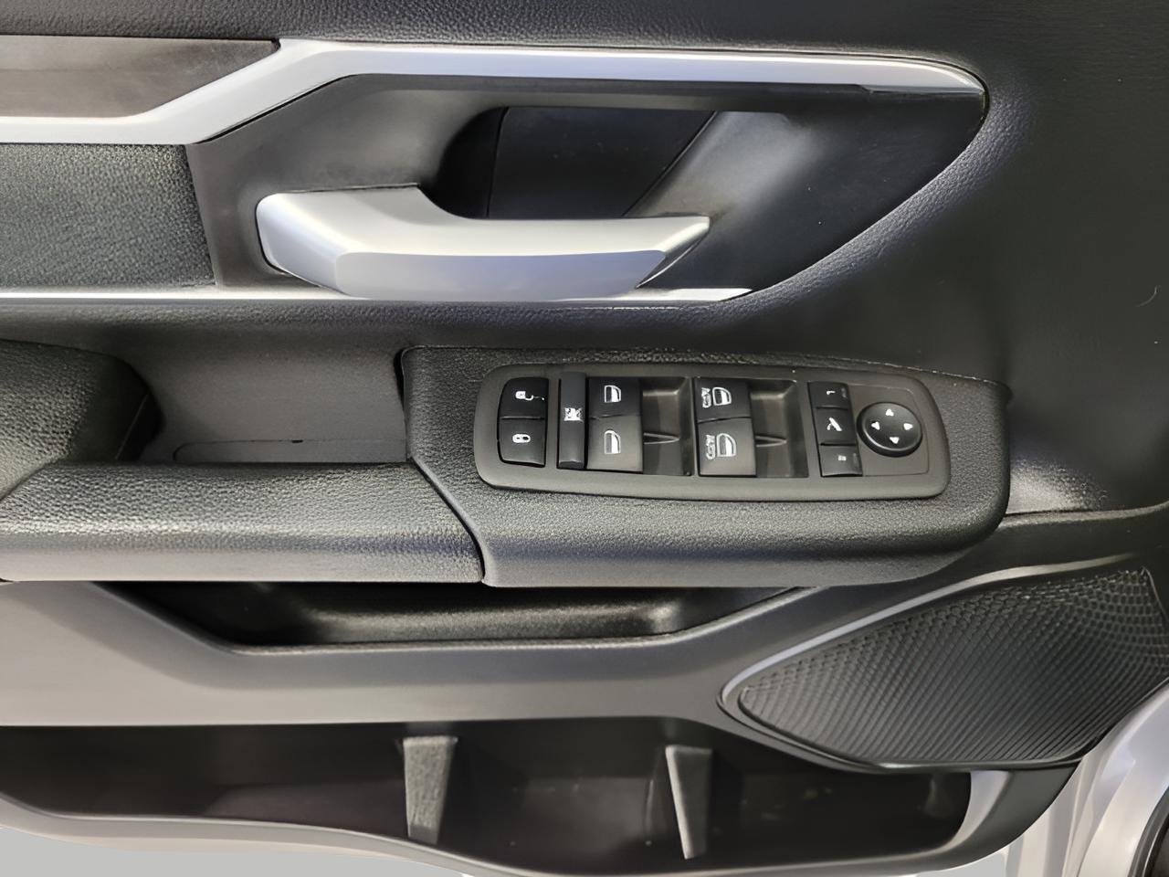 Used 2022 RAM 1500 Big Horn image 25