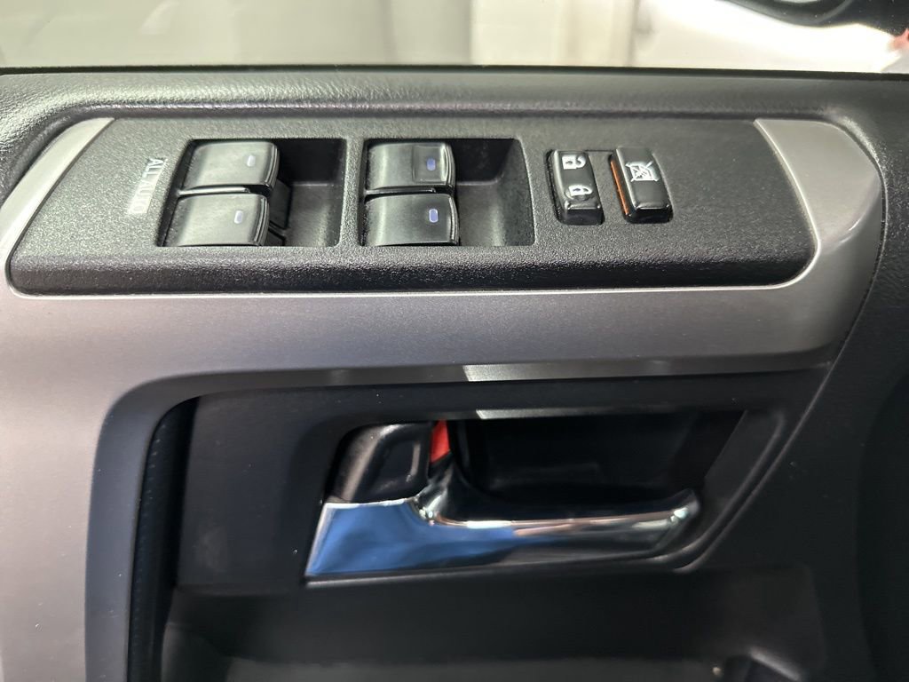 Used 2022 Toyota 4Runner SR5 Premium w/ Moonroof Package AWD/4WD image 17